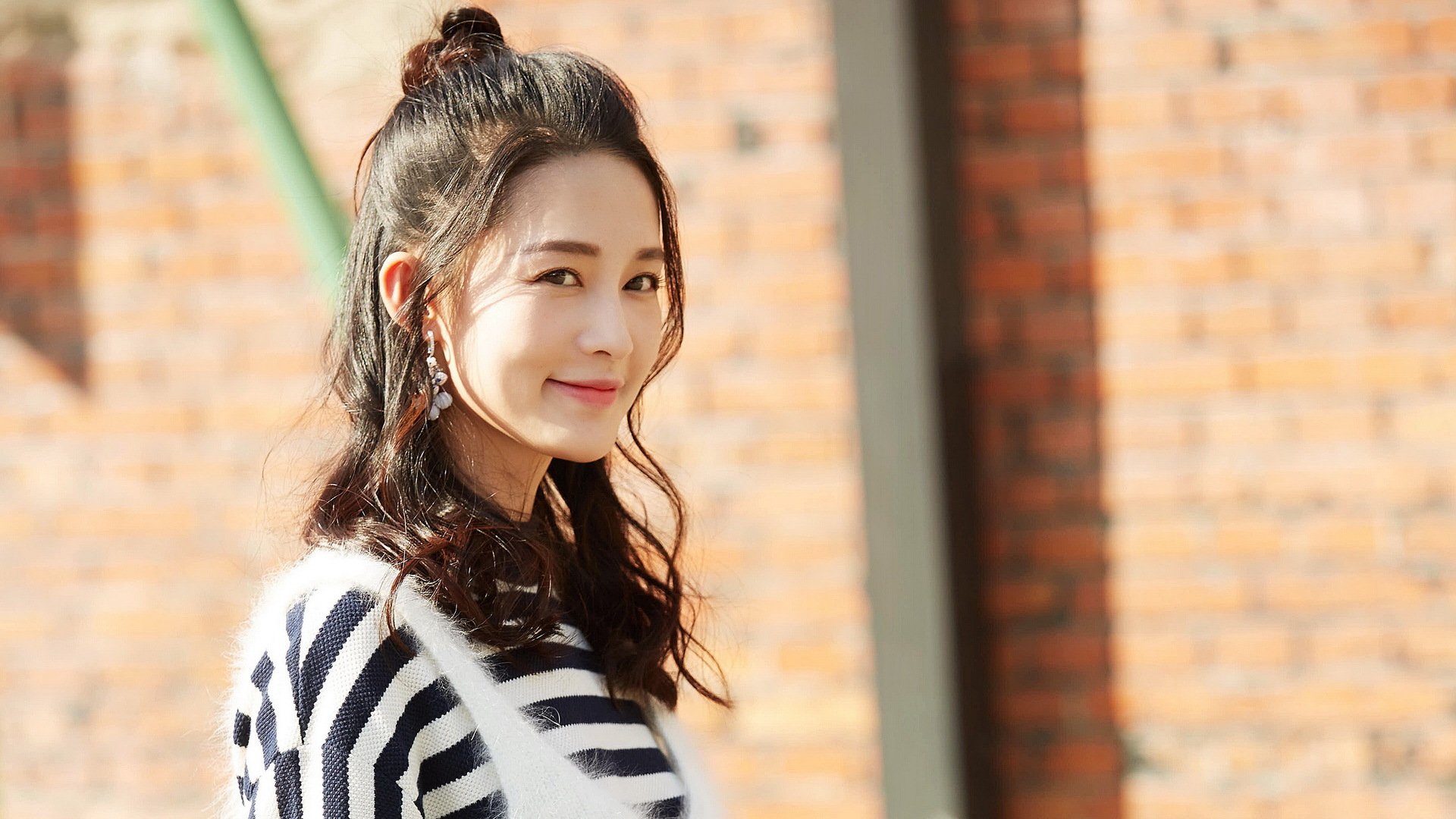 Kaiyun(中国)开云-勇士压哨战胜热火，全明星赛前哨战中库里创下生涯新高，库里压哨球