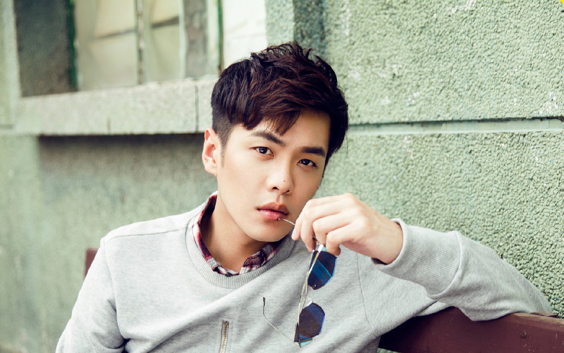 开云官方网页登录-巴西后防坚守如铁，全场零封对手，巴西队的后防线是清一色的巴西队员