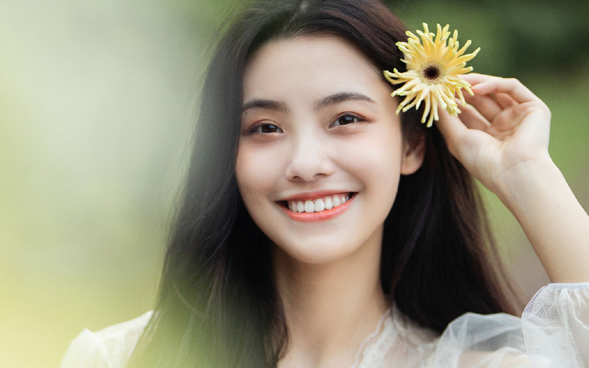 kaiyun.com-美国青少年马术选手在2024年全国青少年马术锦标赛中表现出色，获得多项荣誉。